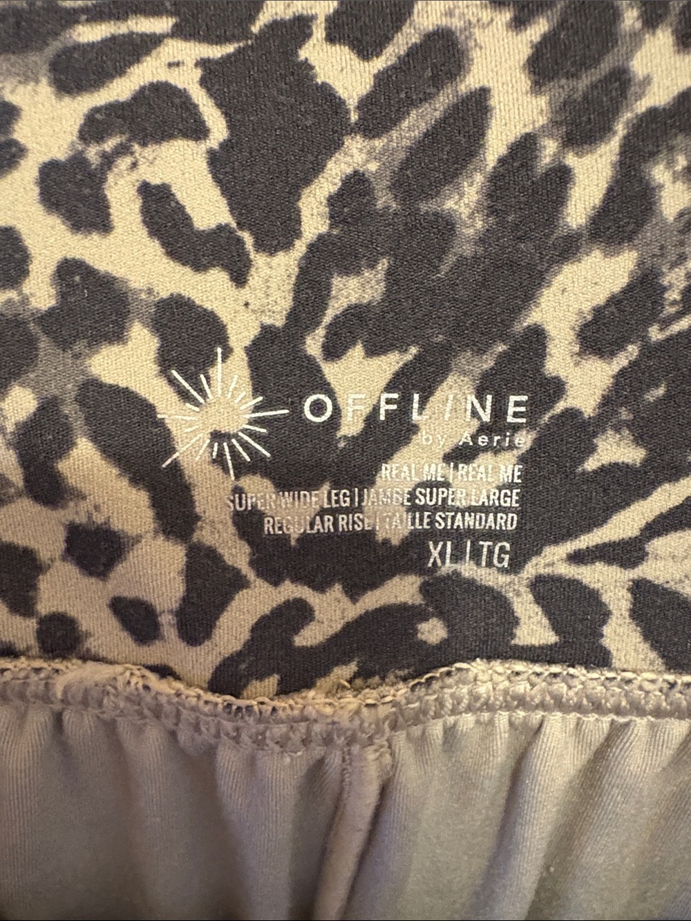 aerie OFFLINE Leopard Print Real Me Foldover Super Wide-Leg Pants - XL - Picture 2 of 2